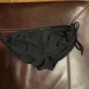 Black bikini bottoms